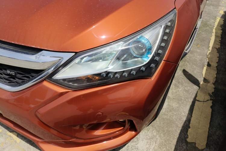 Used BYD Song 2016 GaiShi Edition 1.5TID Automatic Elite Model Left Front Headlight