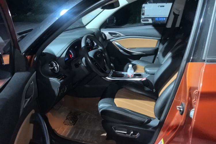 Used BYD Song 2016 2.0TID Automatic Prestige Edition Left Front Seat