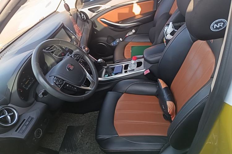 Used BYD Song 2016 2.0TID Automatic Prestige Edition Left Front Seat