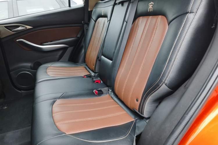 Used BYD Song 2016 GaiShi Edition 1.5TI Manual Elite Model Left Rear Seat