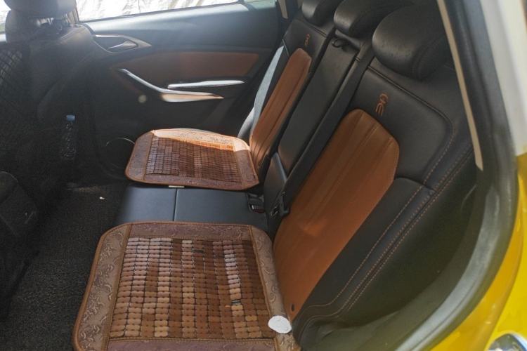 Used BYD Song 2016 2.0TID Automatic Flagship Edition Left Rear Seat
