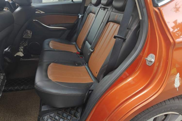 Used BYD Song 2016 1.5TI Manual Luxury Model Left Rear Seat