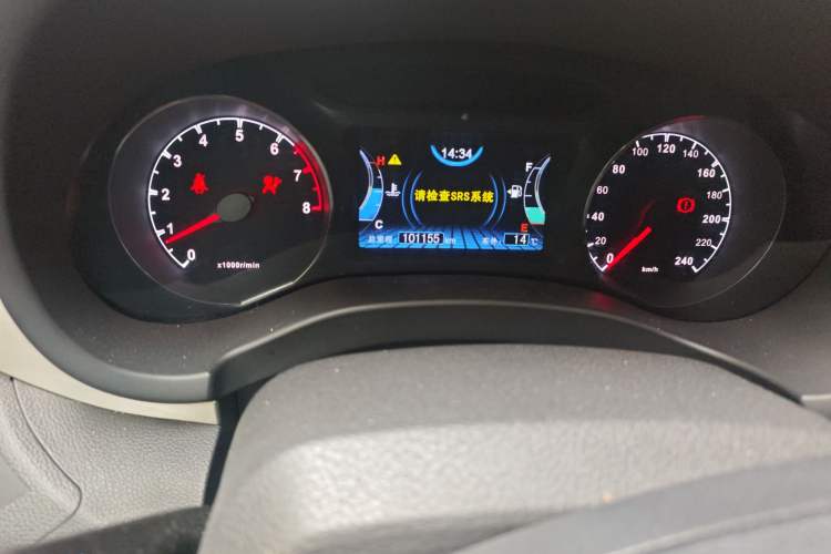 Used BYD Song 2016 1.5TI Manual Luxury Model Odometer Close Up
