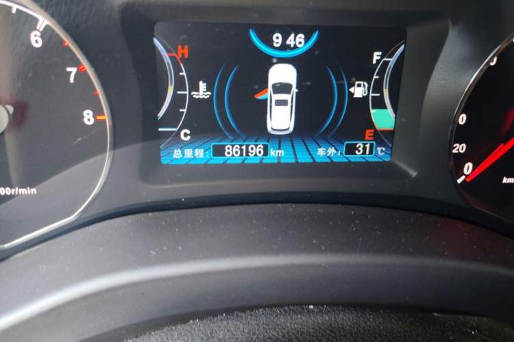 Used BYD Song 2016 1.5TI Manual Luxury Model Odometer Close Up