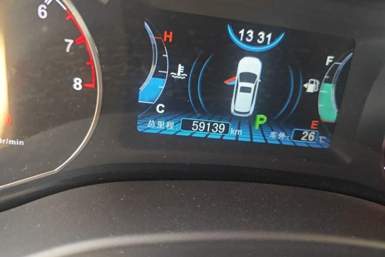 Used BYD Song 2016 2.0TID Automatic Flagship Edition Odometer Close Up