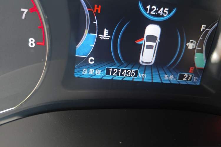 Used BYD Song 2016 1.5TI Manual Luxury Model Odometer Close Up