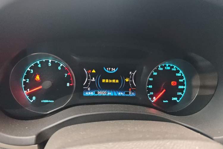 Used BYD Song 2016 Gaishi Edition 1.5TI Manual Haoya Model Odometer Close Up