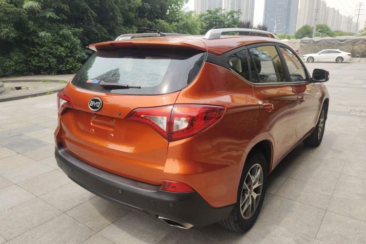 Used BYD Song 2016 Gaishi Edition 1.5TID Automatic Luxury Model Rear Right 45 Deg