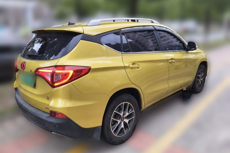 Used BYD Song 2016 GaiShi Edition 1.5TID Automatic Elite Model Rear Right 45 Deg