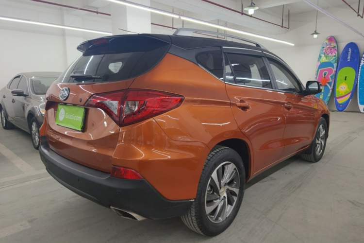 Used BYD Song 2016 2.0TID Automatic Prestige Edition Rear Right 45 Deg