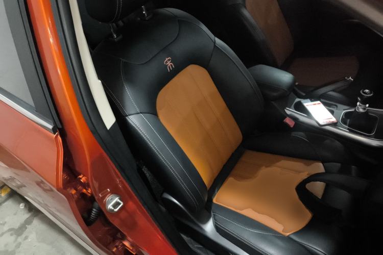 Used BYD Song 2016 1.5TI Manual Luxury Model Right Front Seat