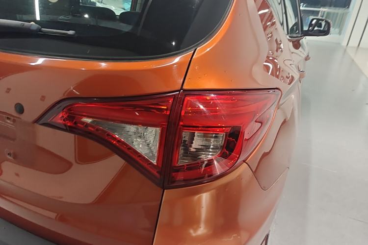 Used BYD Song 2016 Gaishi Edition 1.5TID Automatic Luxury Model Right Rear Taillight