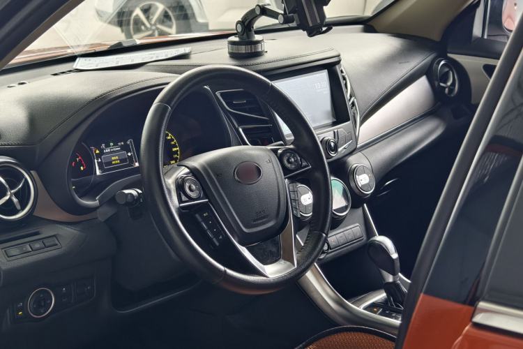 Used BYD Song 2016 2.0TID Automatic Flagship Edition Steering Wheel