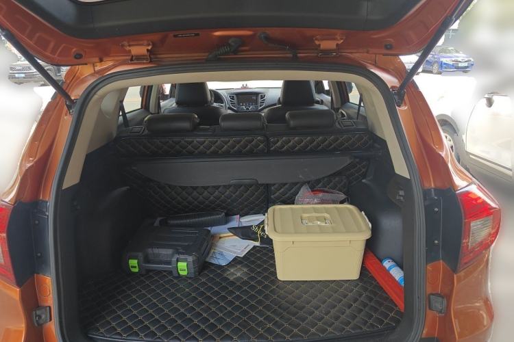 Used BYD Song 2016 1.5TI Manual Luxury Model Trunk