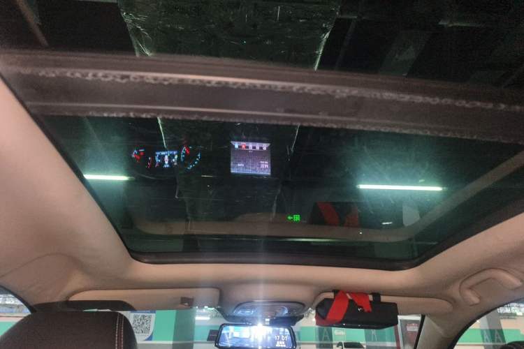 Used BYD Song 2017 Gaishi Upgrade Edition 1.5TID Automatic Luxury Model Headliner