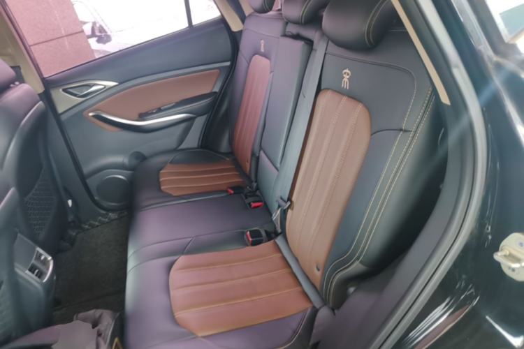Used BYD Song 2017 Gaishi Upgrade Edition 1.5TI Manual Elite Model Left Rear Seat