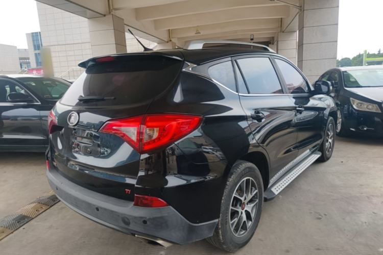 Used BYD Song 2017 Gaishi Upgrade Edition 1.5TI Manual Elite Model Rear Right 45 Deg