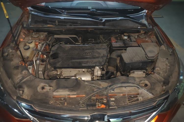 Used BYD Song 2017 Gaishi Upgrade Edition 1.5TID Automatic Luxury Model Engine Bay