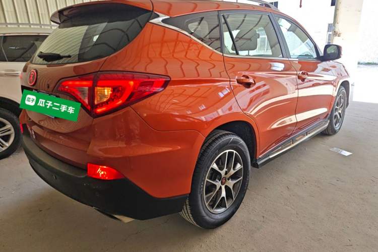 Used BYD Song 2017 Gaishe Upgrade Edition 1.5TID Automatic Elite Model Exterior 5