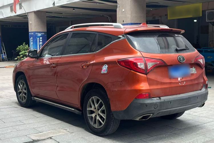 Used BYD Song 2017 Gaishi Upgrade Edition 1.5TI Manual Elite Model Exterior 6