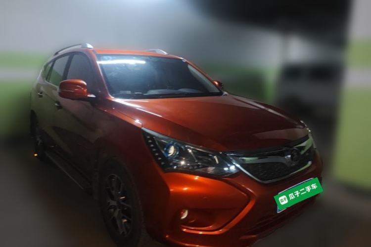 Used BYD Song 2017 Gaishi Upgrade Edition 1.5TID Automatic Luxury Model Front Right 45 Deg