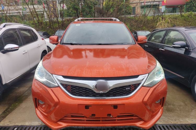 Used BYD Song 2017 Gaishi Upgrade Edition 1.5TI Manual Elite Model Front