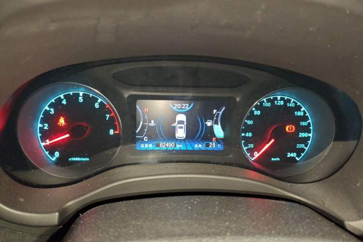 Used BYD Song 2017 Gaishi Upgrade Edition 1.5TI Manual Elite Model Instrument Cluster