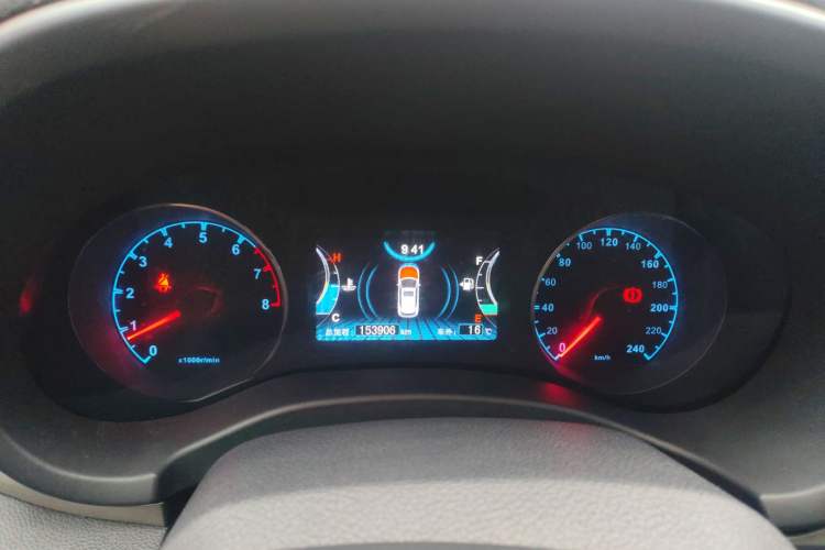 Used BYD Song 2017 Gaishi Upgrade Edition 1.5TI Manual Elite Model Instrument Cluster