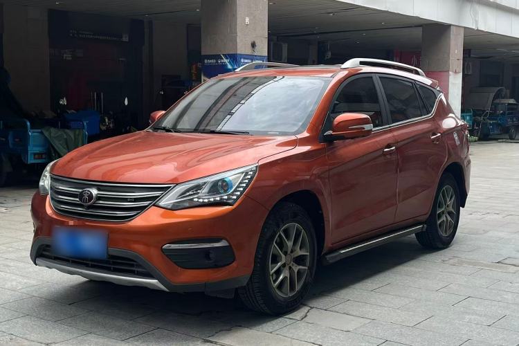 Used BYD Song 2017 Gaishi Upgrade Edition 1.5TI Manual Elite Model Left Front Headlight
