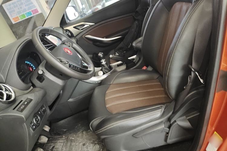 Used BYD Song 2017 Gaishi Upgrade Edition 1.5TI Manual Elite Model Left Front Seat