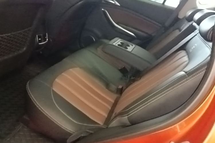 Used BYD Song 2017 Gaishe Upgrade Edition 1.5TID Automatic Elite Model Left Rear Seat