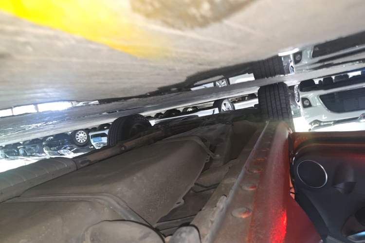 Used BYD Song 2017 Gaishe Upgrade Edition 1.5TID Automatic Elite Model Left Side Sill