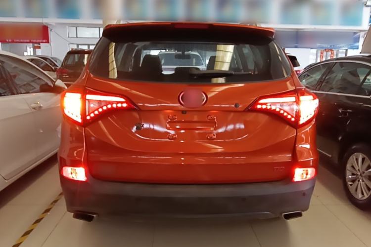 Used BYD Song 2017 Gaishe Upgrade Edition 1.5TID Automatic Elite Model Rear