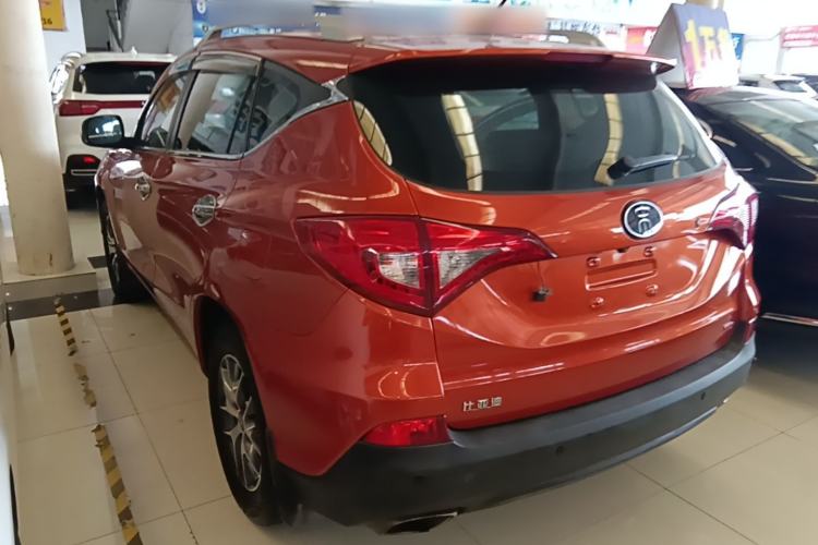 Used BYD Song 2017 Gaishe Upgrade Edition 1.5TID Automatic Elite Model Rear Left 45 Deg