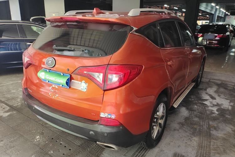 Used BYD Song 2017 Gaishi Upgrade Edition 1.5TI Manual Elite Model Rear Right 45 Deg