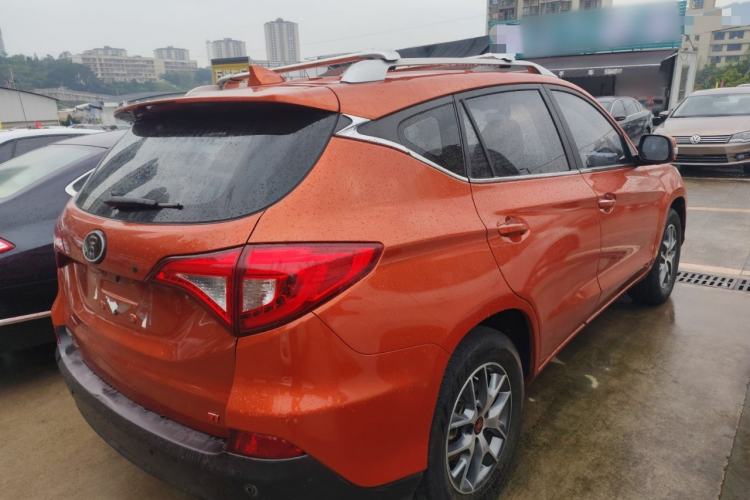 Used BYD Song 2017 Gaishi Upgrade Edition 1.5TI Manual Elite Model Rear Right 45 Deg