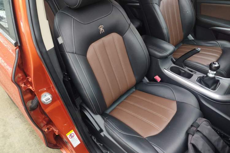 Used BYD Song 2017 Gaishi Upgrade Edition 1.5TI Manual Elite Model Right Front Seat
