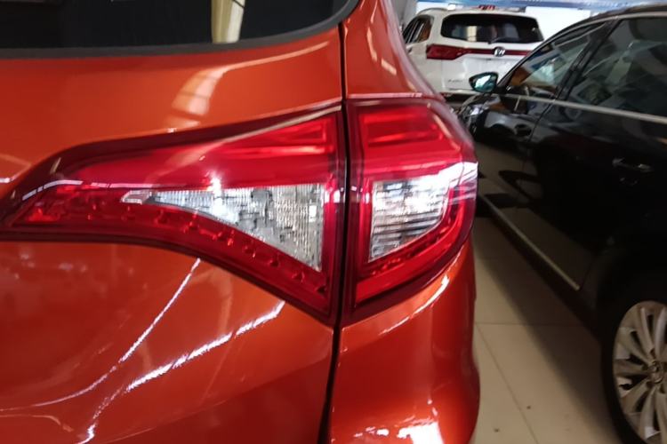 Used BYD Song 2017 Gaishe Upgrade Edition 1.5TID Automatic Elite Model Right Rear Taillight