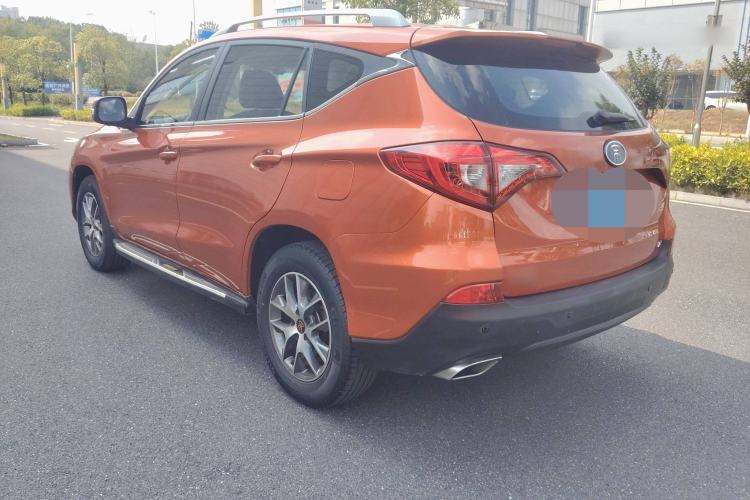 Used BYD Song 2017 Gaishi Upgrade Edition 1.5TI Manual Elite Model Exterior 4