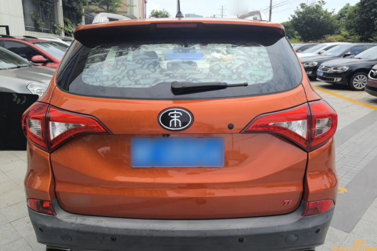 Used BYD Song 2017 Gaishi Upgrade Edition 1.5TI Manual Elite Model Rear
