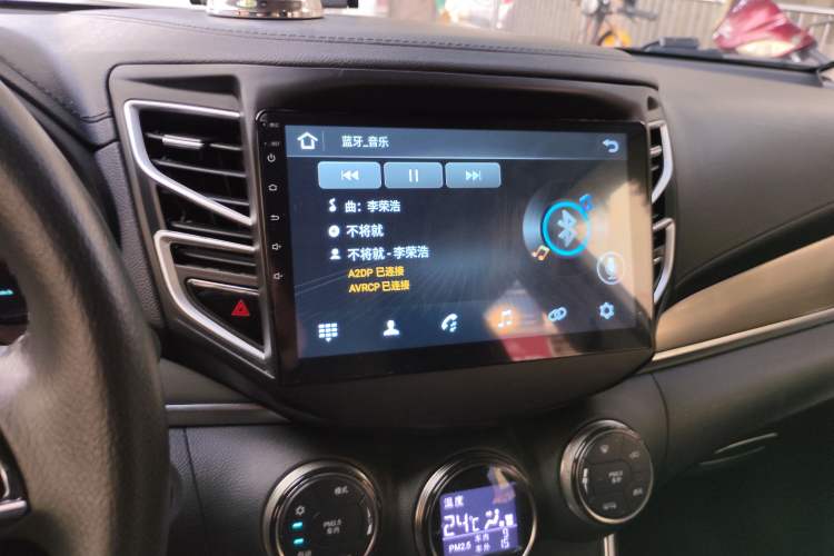 Used BYD Song 2017 Gaishe Upgrade Edition 1.5TID Automatic Elite Model Audio And AC Panel