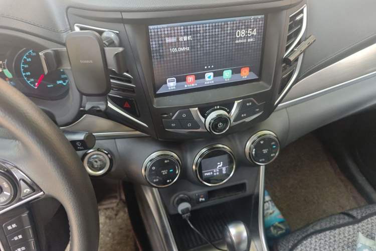 Used BYD Song 2017 Gaishe Upgrade Edition 1.5TID Automatic Elite Model Audio And AC Panel