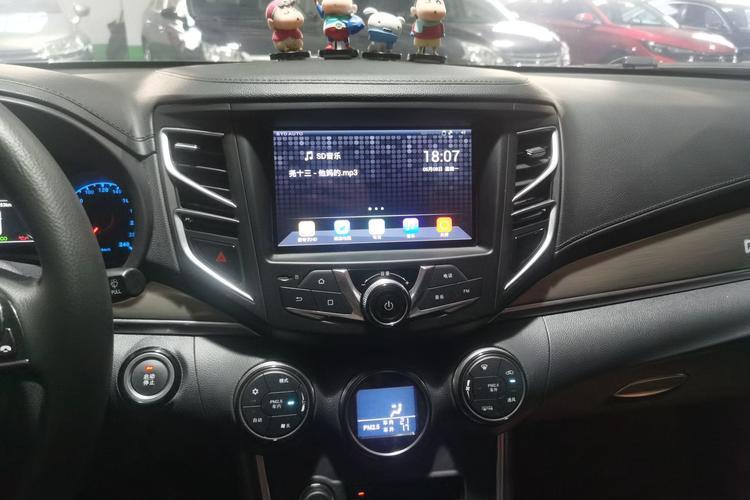 Used BYD Song 2017 Gaishe Upgrade Edition 1.5TID Automatic Elite Model Audio And AC Panel