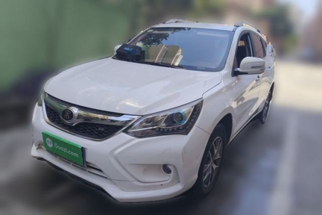 Used BYD Song 2017 Gaishi Upgrade Edition 1.5TI Manual Leading Model
