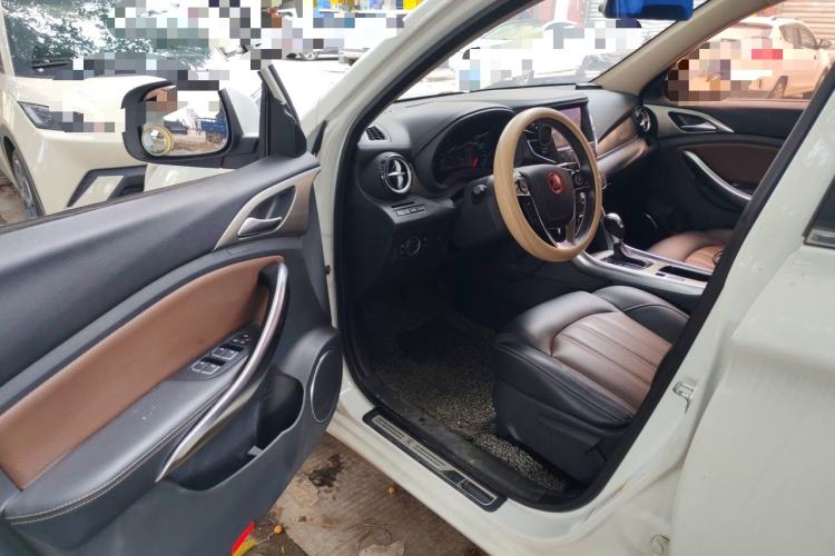 Used BYD Song 2017 Gaishe Upgrade Edition 1.5TID Automatic Elite Model Driver Seat