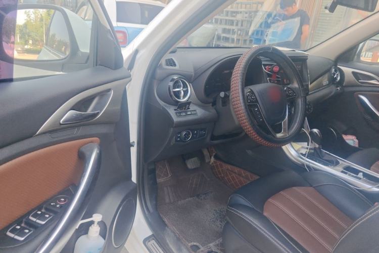 Used BYD Song 2017 Gaishe Upgrade Edition 1.5TID Automatic Elite Model Driver Seat