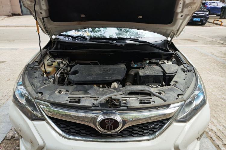 Used BYD Song 2017 Gaishi Upgrade Edition 1.5TI Manual Elite Model Engine Bay
