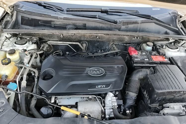 Used BYD Song 2017 Gaishi Upgrade Edition 1.5TI Manual Elite Model Engine Bay