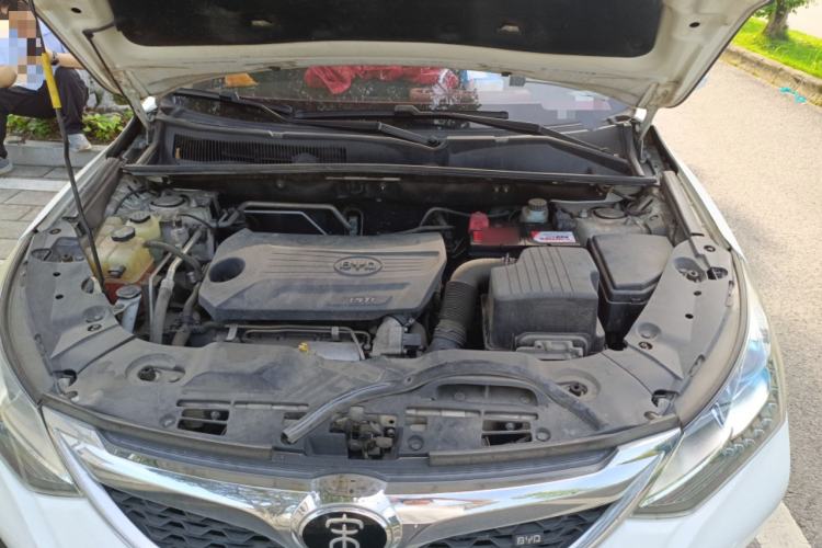 Used BYD Song 2017 Gaishi Upgrade Edition 1.5TI Manual Elite Model Engine Bay