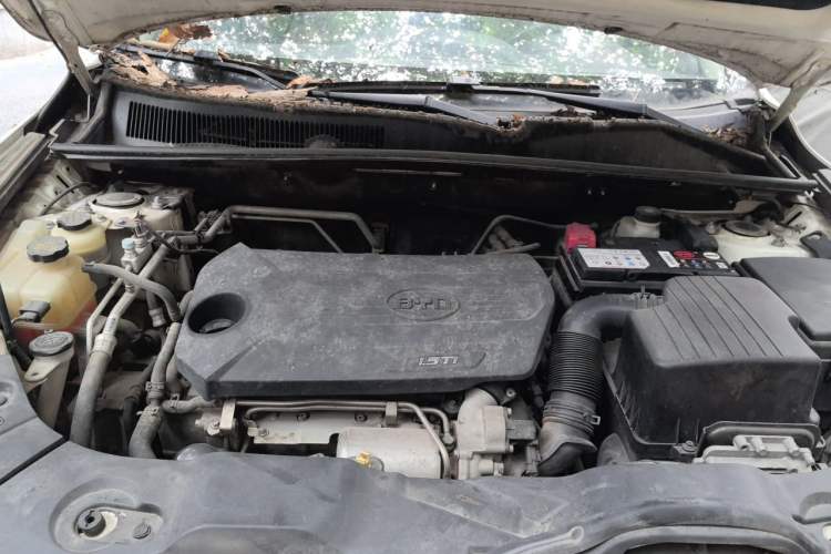 Used BYD Song 2017 Gaishi Upgrade Edition 1.5TI Manual Elite Model Engine Bay